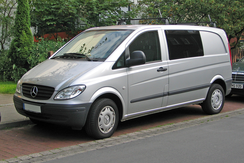 Mercedes-Benz V-class