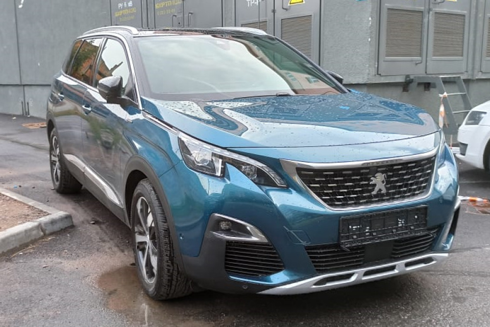 Peugeot 5008