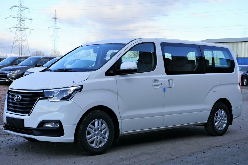 Hyundai H-1