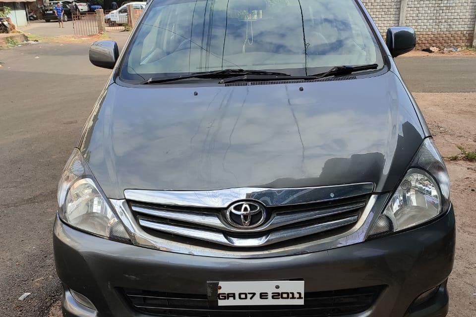 Toyota Innova