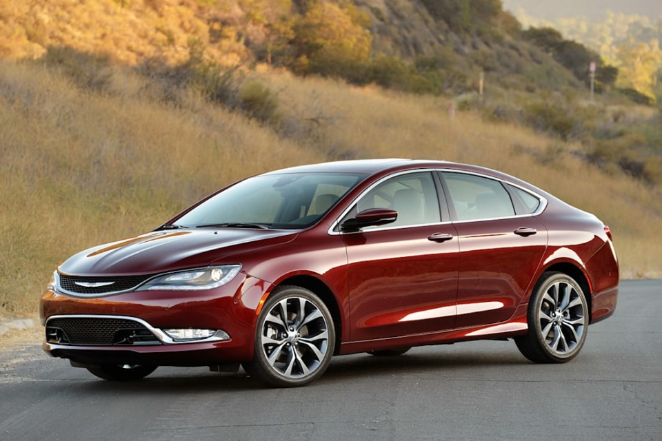 Chrysler 200