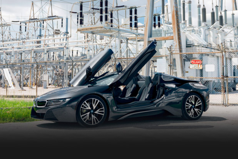 BMW i8