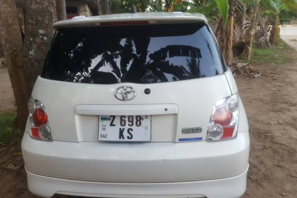 Toyota Ist