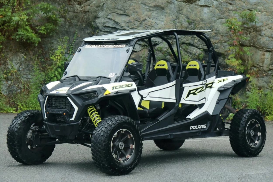 Polaris SPORTSMAN TOURING XP 1000