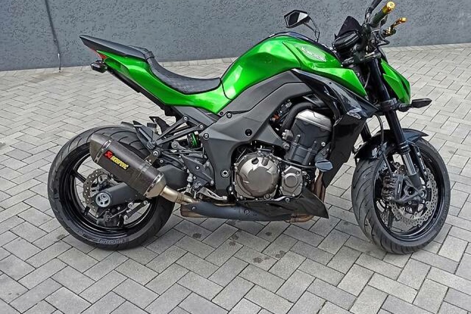 Kawasaki Z1000