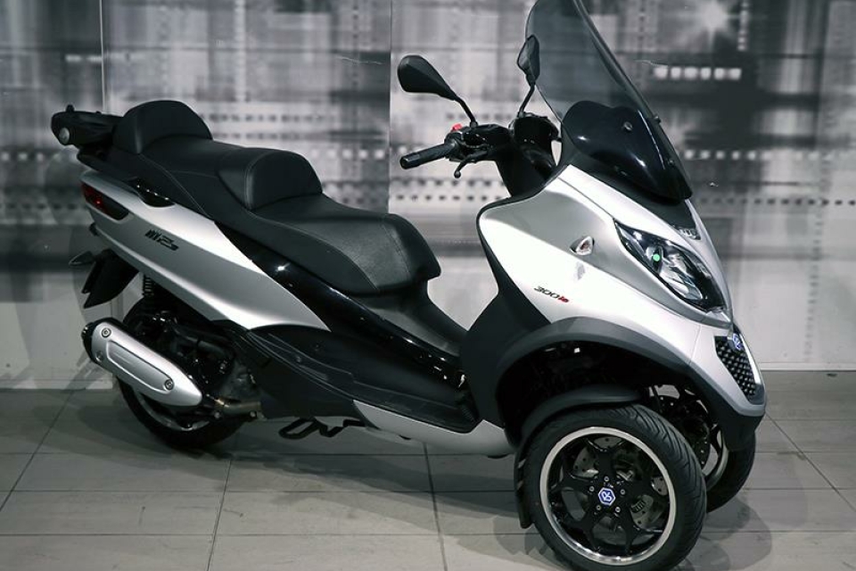 Piaggio MP3 300LT