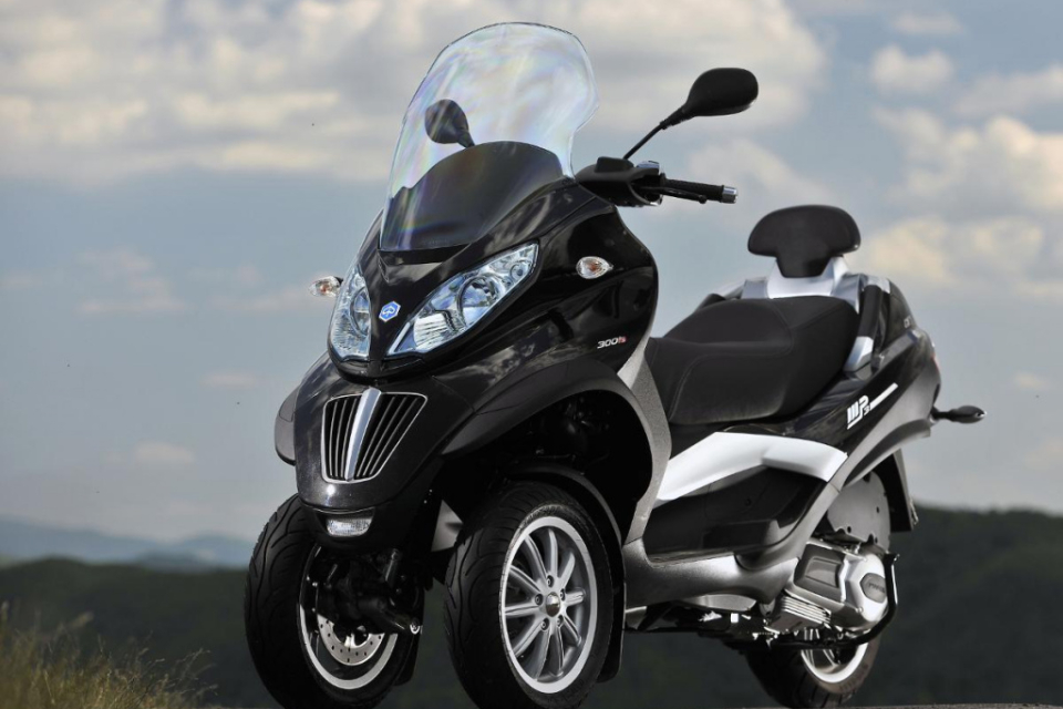 Piaggio MP3 300 HPE