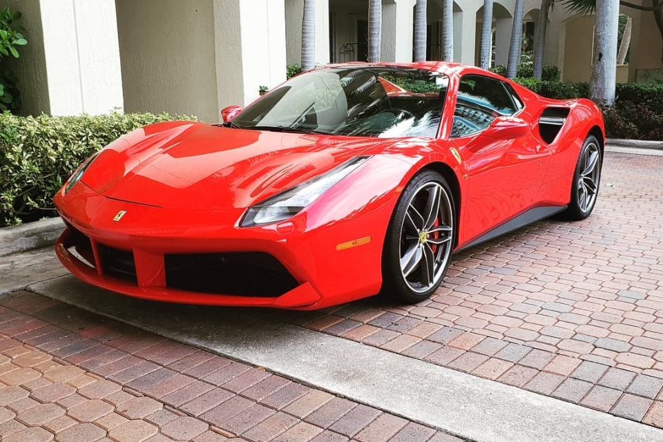 Ferrari 488 SPIDER