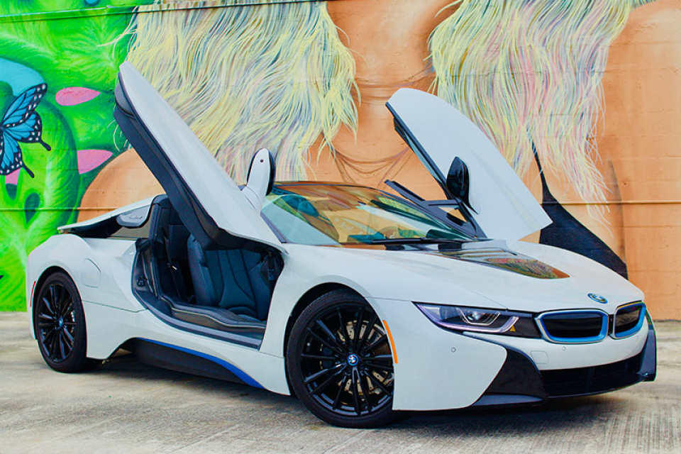 BMW i8