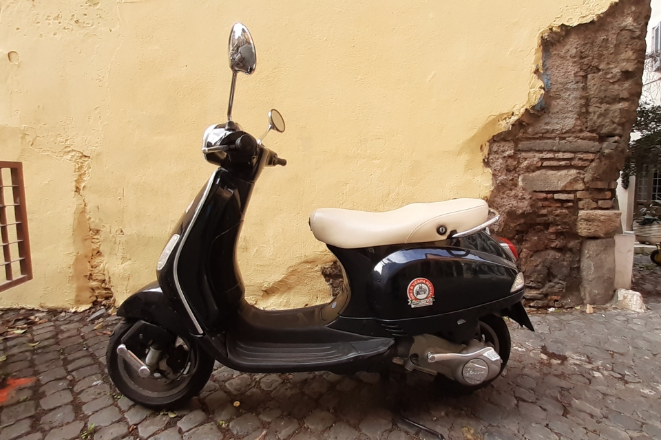 Vespa LX 125