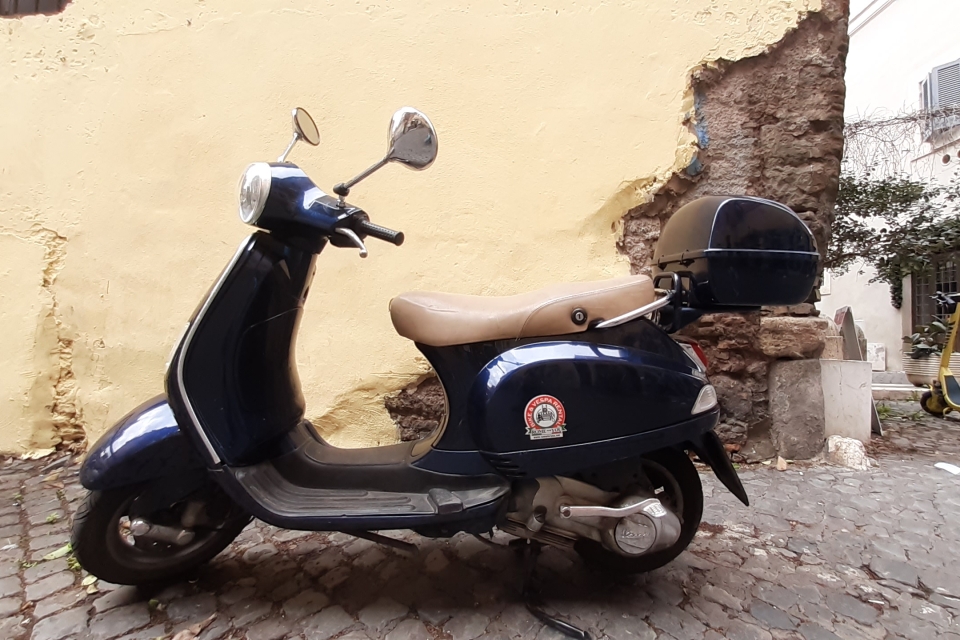 Vespa LX 125