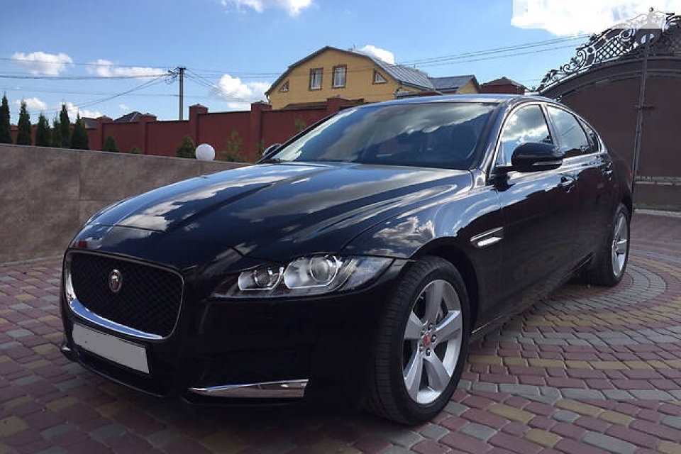 Jaguar XF