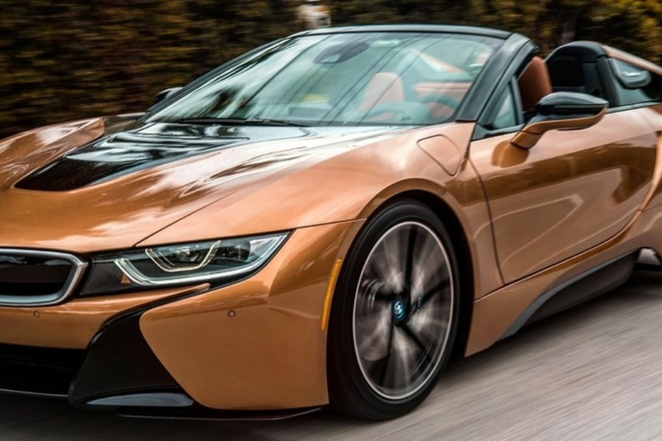 BMW i8