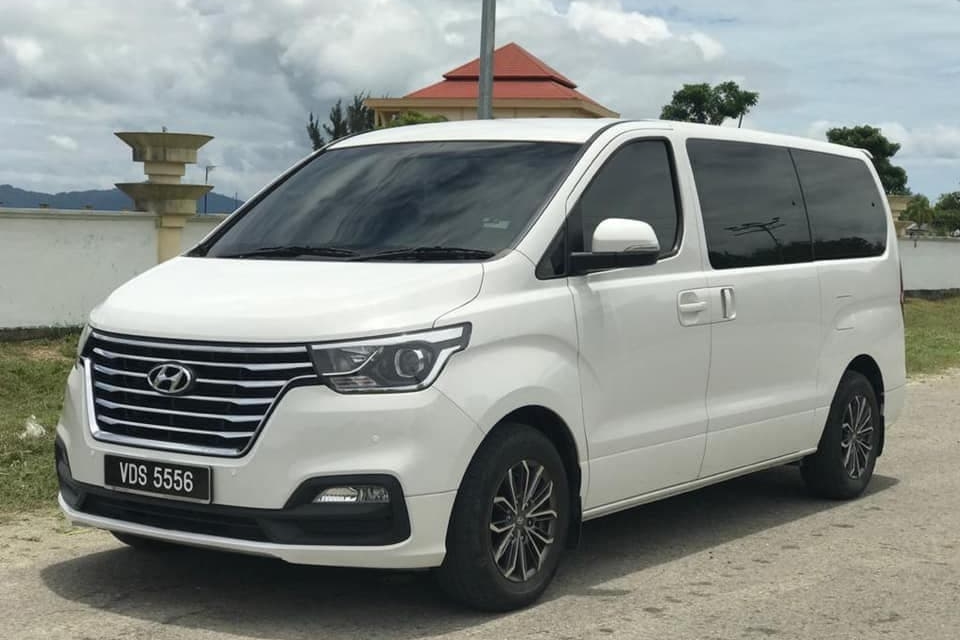 Hyundai Starex