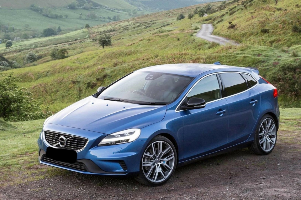 Volvo V40