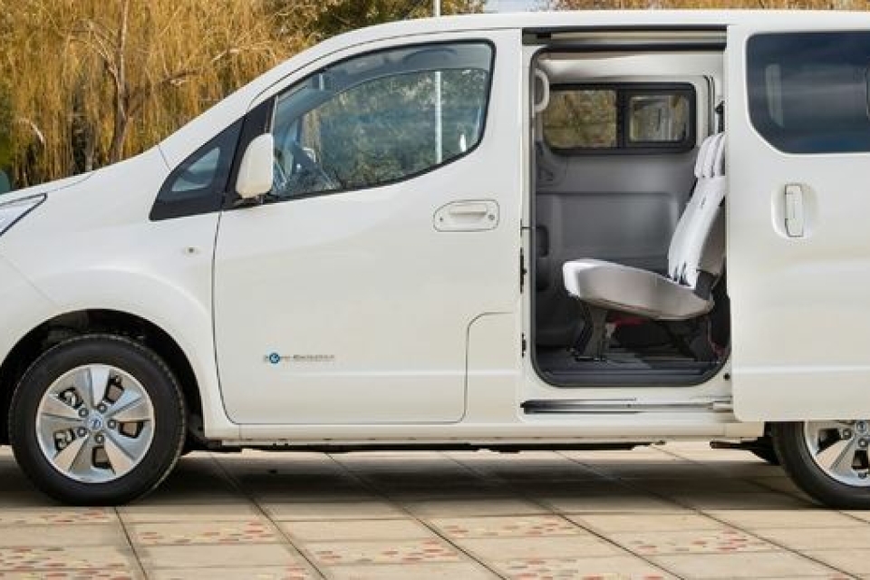 Nissan Evalia NV200