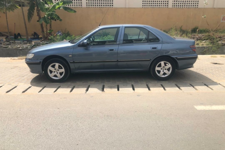 Peugeot 406