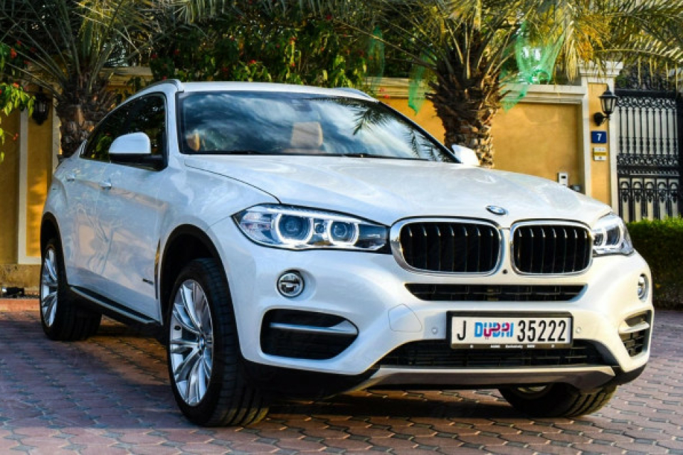 BMW X6