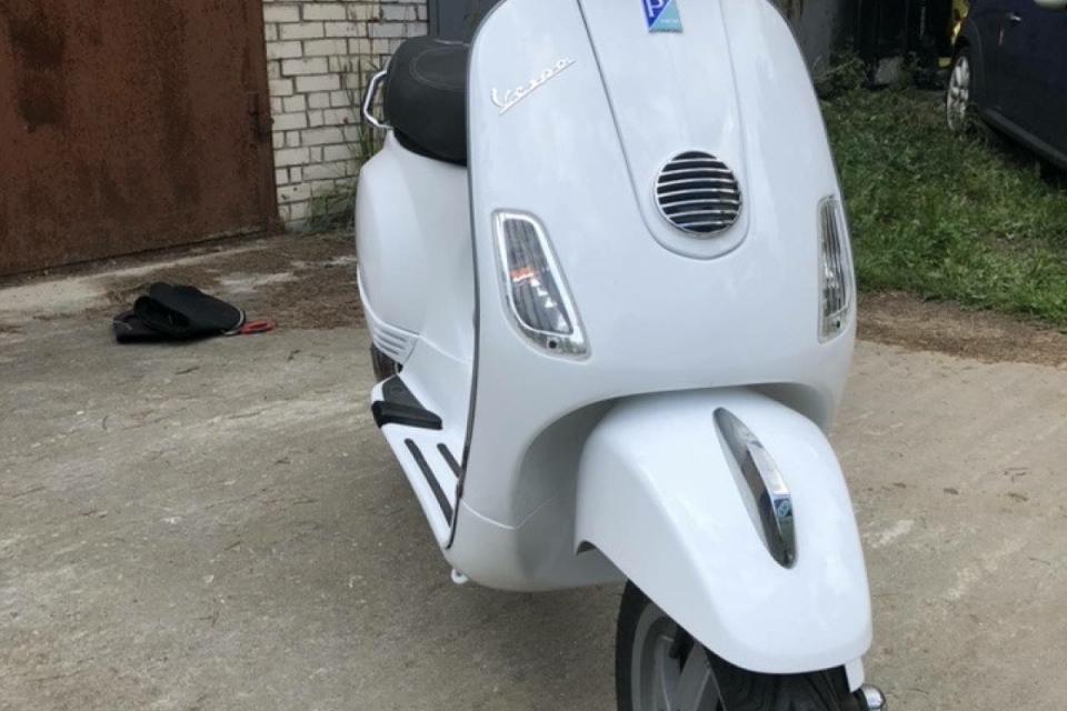 Vespa Primera 150