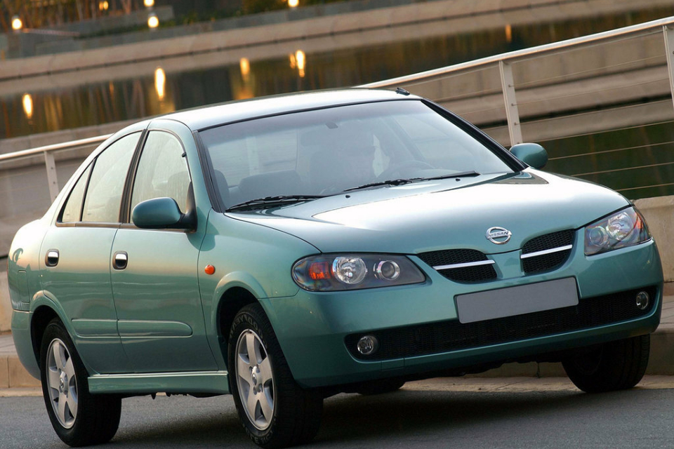 Nissan Almera