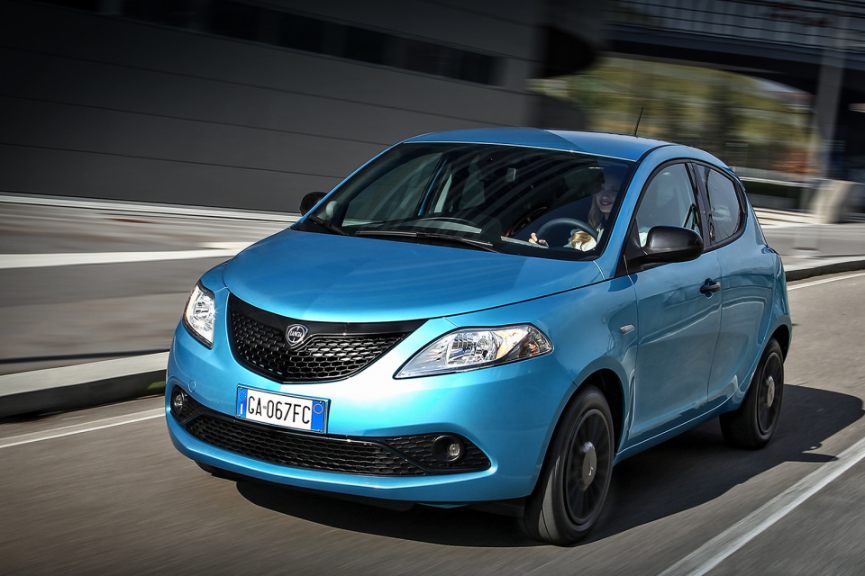 Lancia Ypsilon