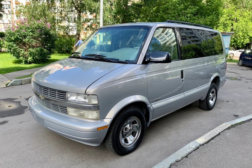 Chevrolet Astro