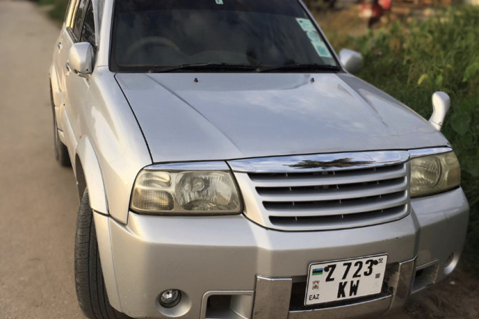 Suzuki Escudo