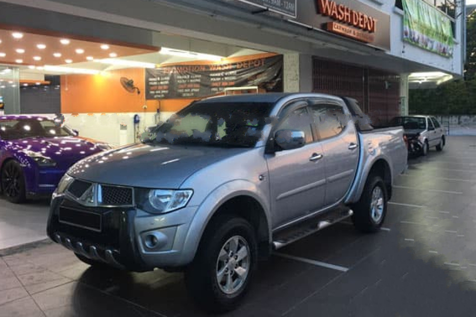 Mitsubishi Triton