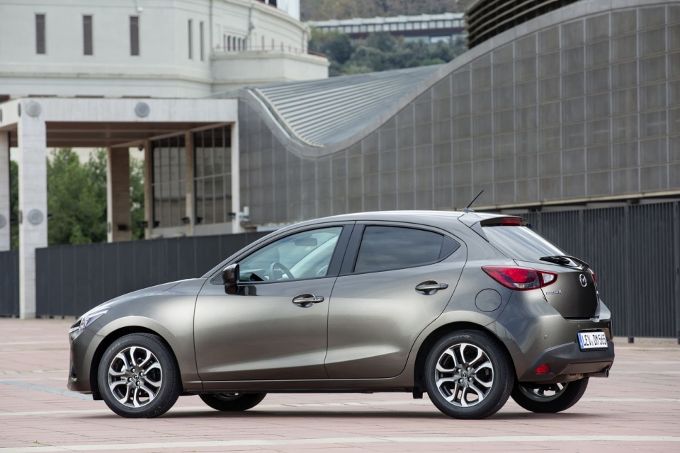 Mazda 2