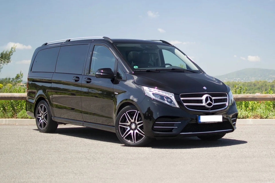 Mercedes-Benz V-class