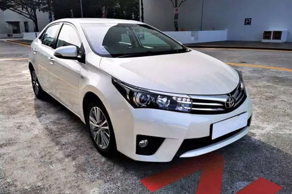 Toyota Altis