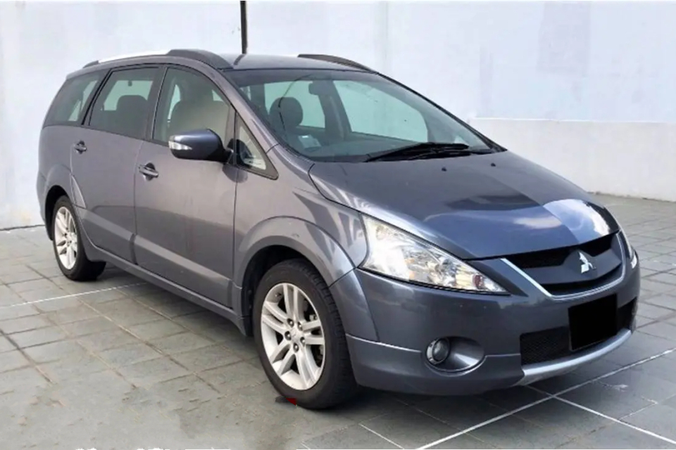 Mitsubishi Grandis