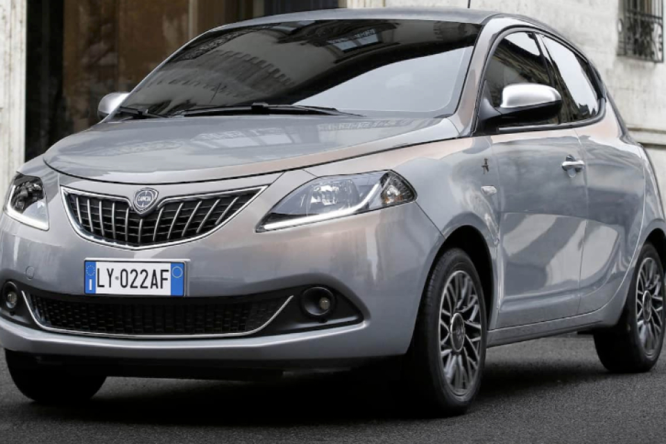 Lancia Ypsilon