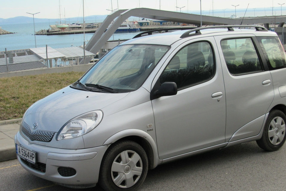 Toyota Yaris Verso