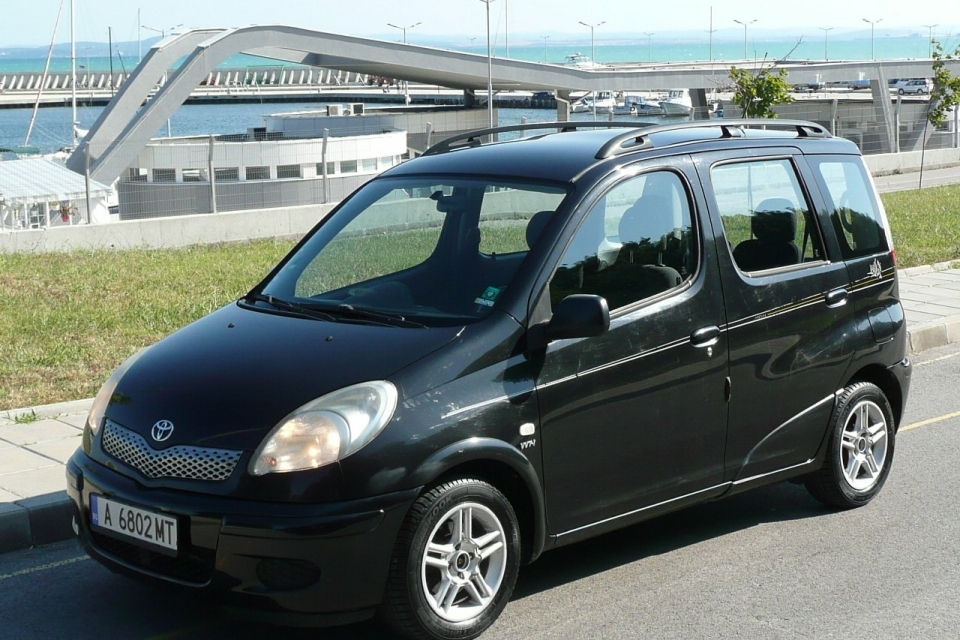 Toyota Yaris Verso