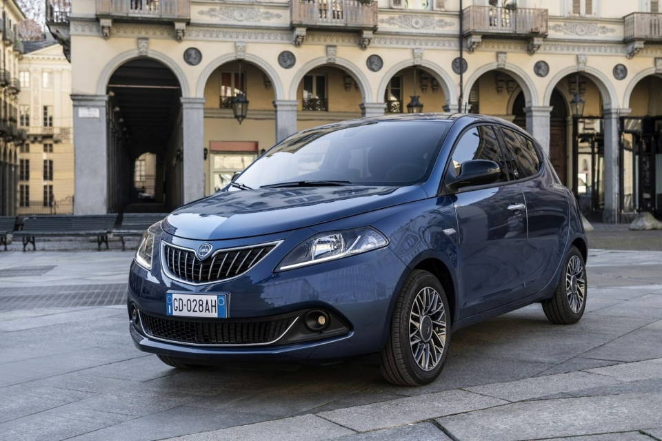 Lancia Ypsilon