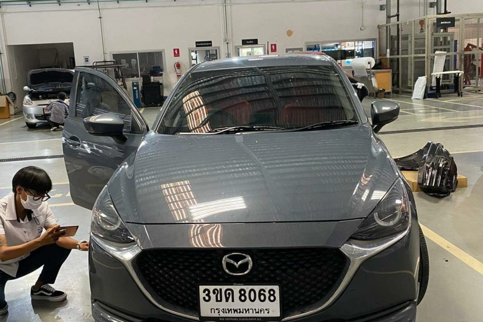 Mazda 2