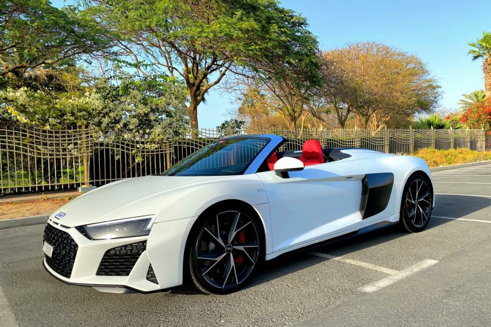 Audi R8