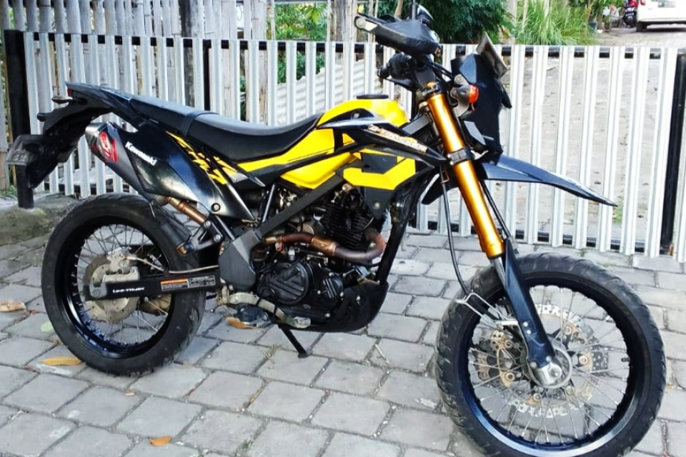 Kawasaki D-Tracker 125