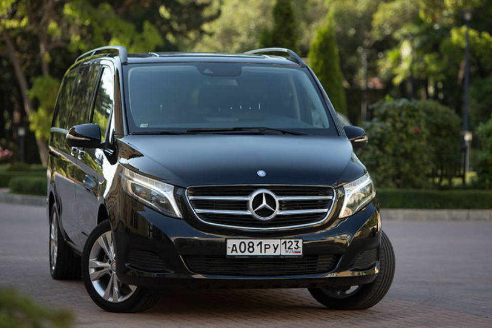 Mercedes-Benz V-class