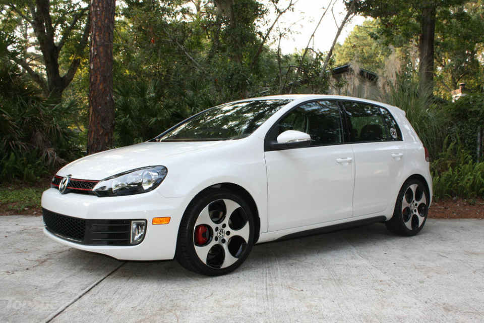 Volkswagen Golf GTI