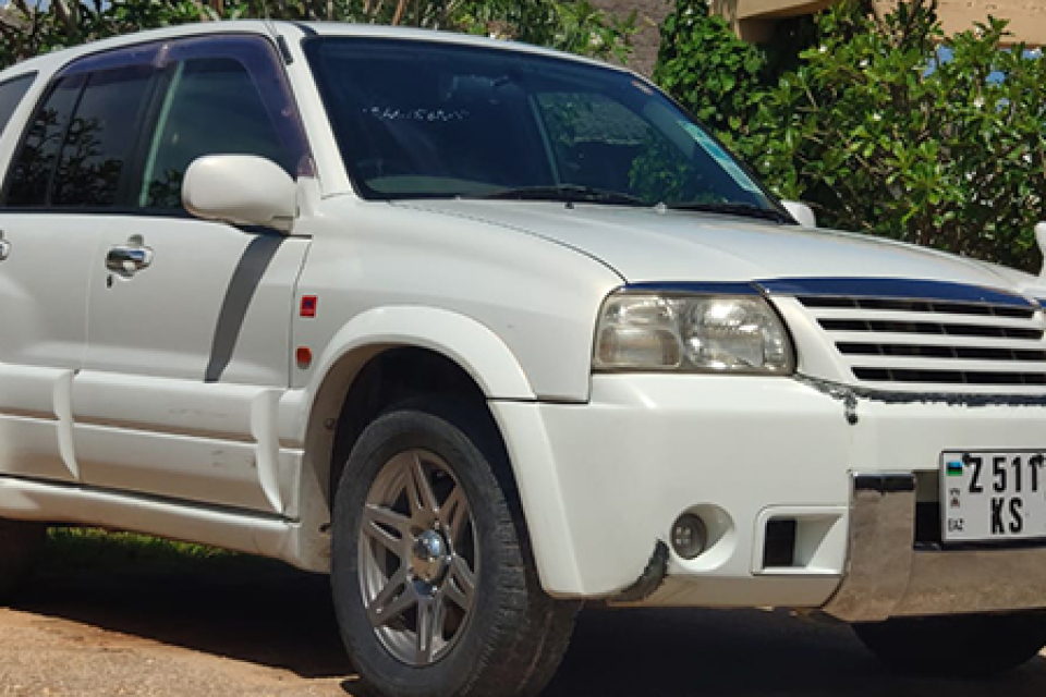 Suzuki Escudo