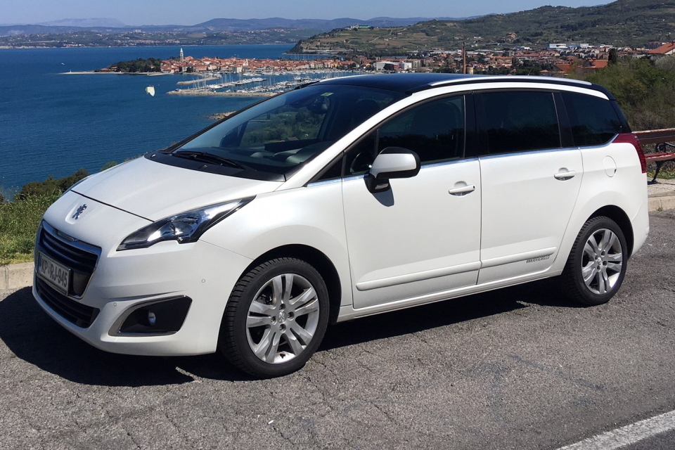 Peugeot 5008