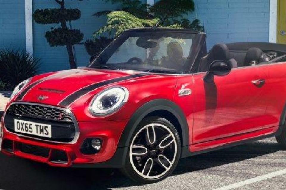 MINI Cabrio