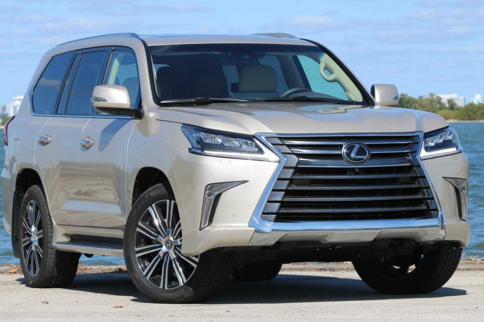 Lexus LX