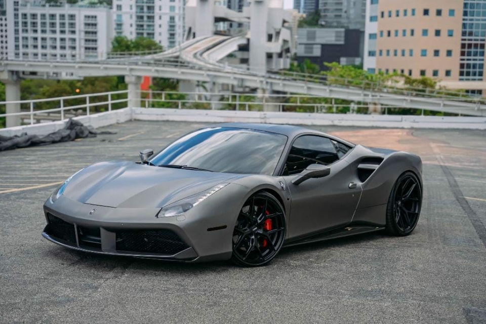 Ferrari 488