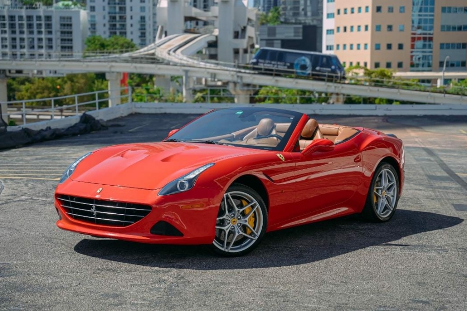 Ferrari California