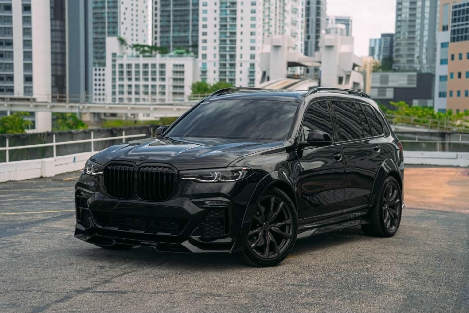 BMW X7