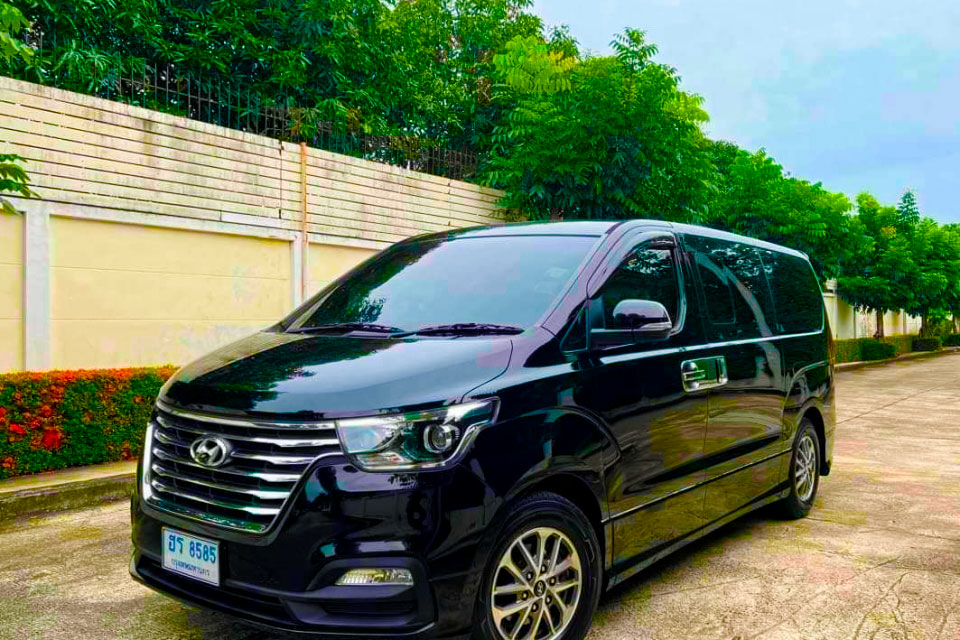 Hyundai H-1 or similar