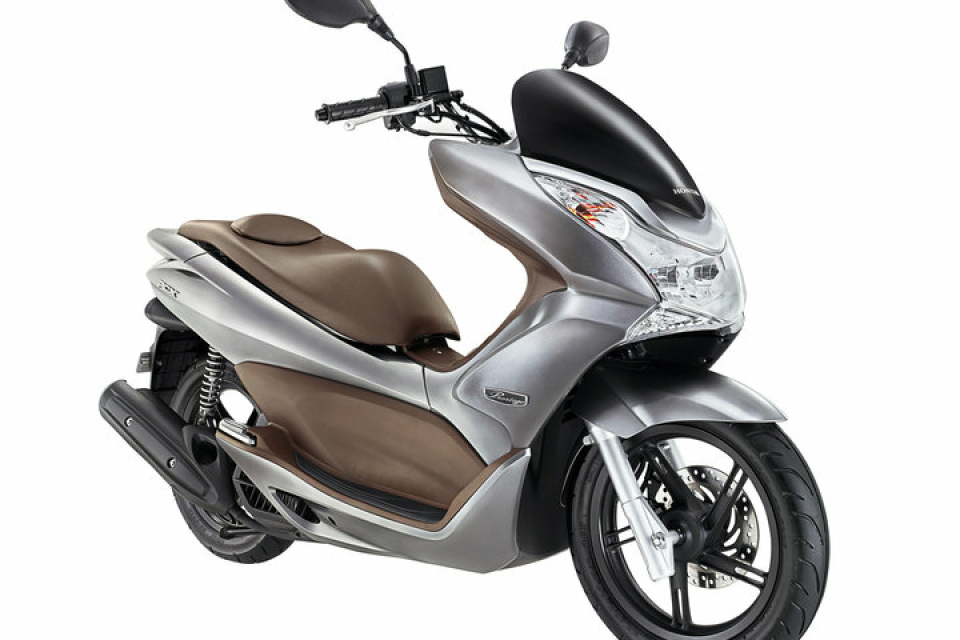 Honda PCX 125 or similar